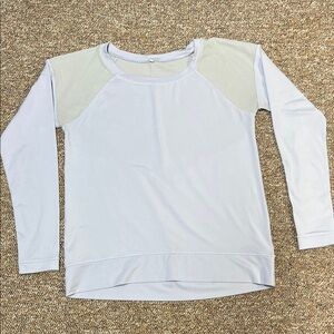 CALIA lightweight sweatshirt. Lilac and grey in color.